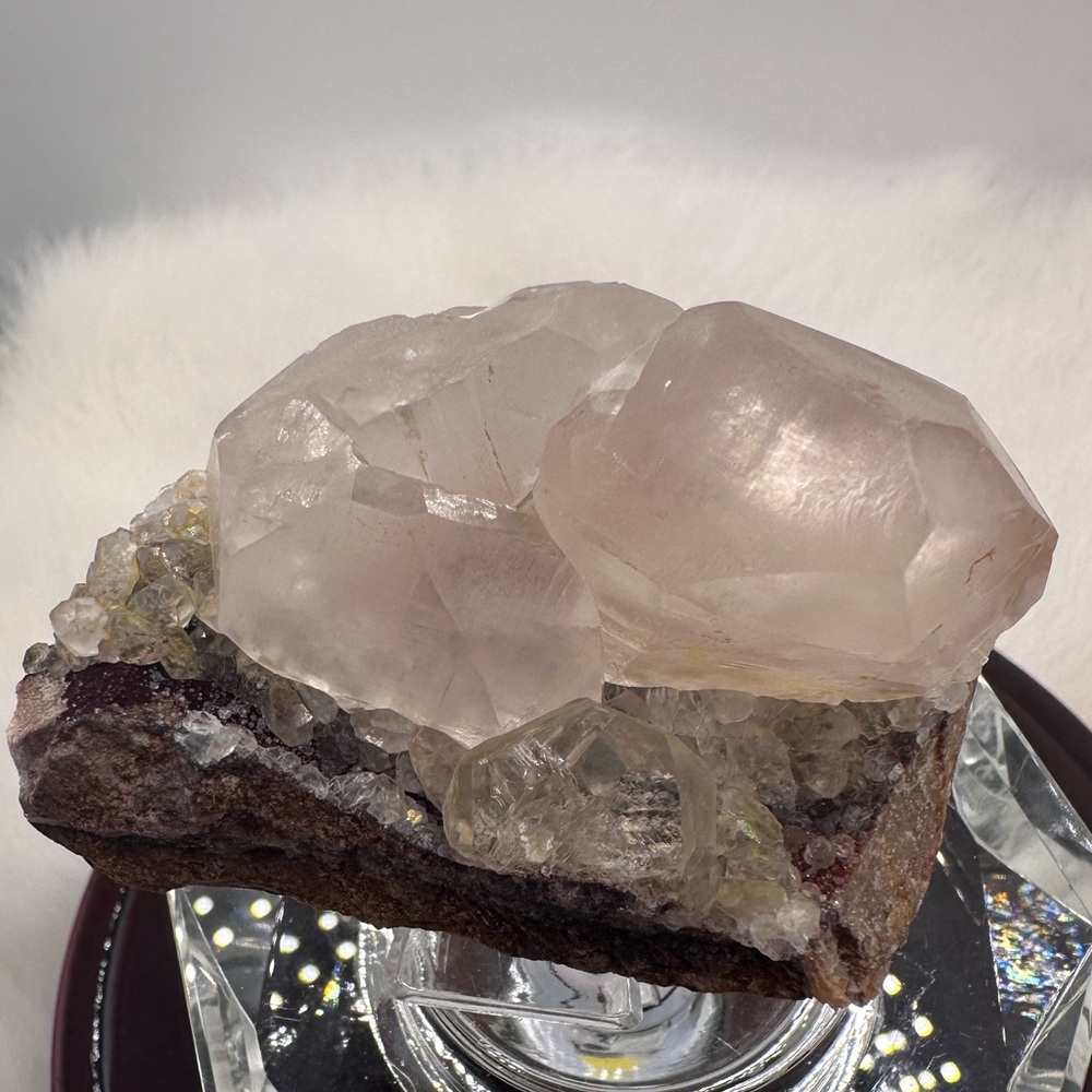 Peachy Round Calcite - Picture 4 of 17